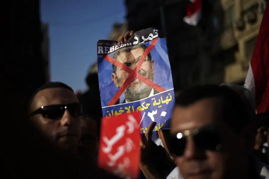 Mursi'ye 'istifa et' isyanı 21