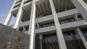 Merkez Bankası'nın anketinde yıl sonu dolar tahmini yükseldi