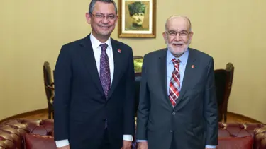 Özgür Özel, Karamollaoğlu ile görüştü