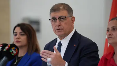 İzmir Büyükşehir Belediyesi'nde bin 30 işçi işten çıkarılacak