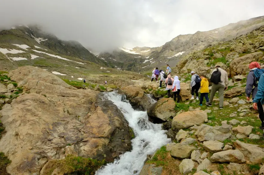 Gümüşhane'nin Artabel Gölleri'nden nefes kesen manzaralar: Osmanlı-Rus Harbi'nden kalma tarihi kalıntılar da var 7
