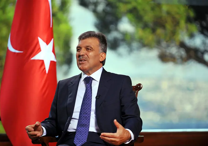 Köşkteki 4 yılını anlattı 23