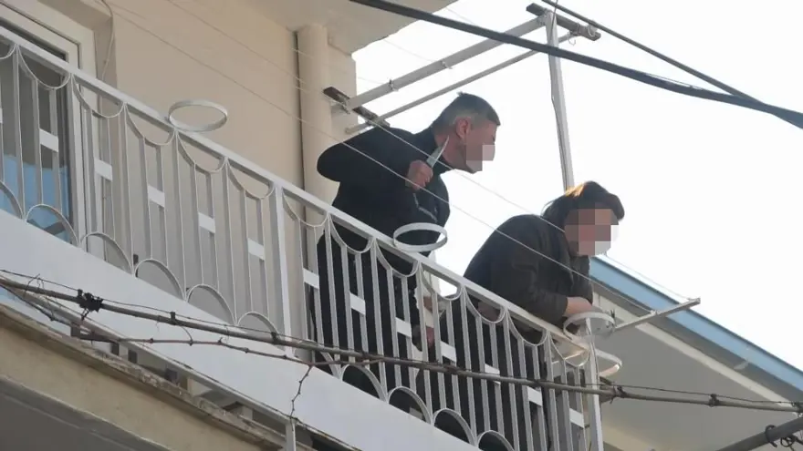 Bursa’da rehine krizi: Para vermeyen ablasına bıçak çekiprehin aldı Bursa’da rehine krizi: Para vermeyen ablasına bıçak çekiprehin aldı