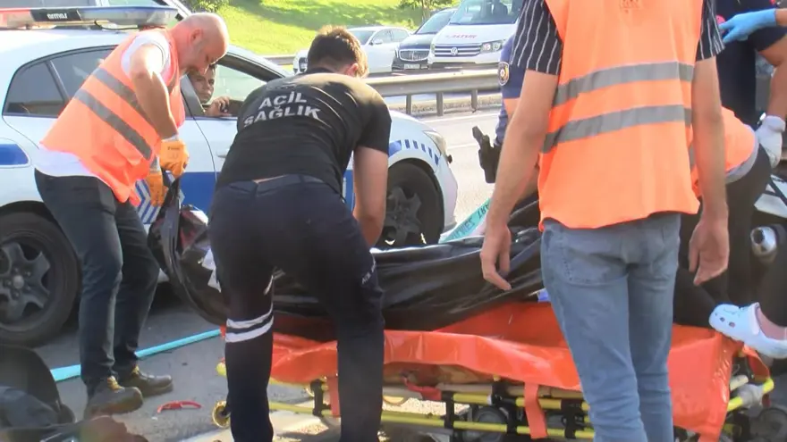 TEM otoyolunda kaza: Kamyonete arkadan çarpan motosiklet sürücüsü hayatını kaybetti 7