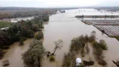 Doluluk oranı artınca Gönen Barajı alarm vermeye başladı