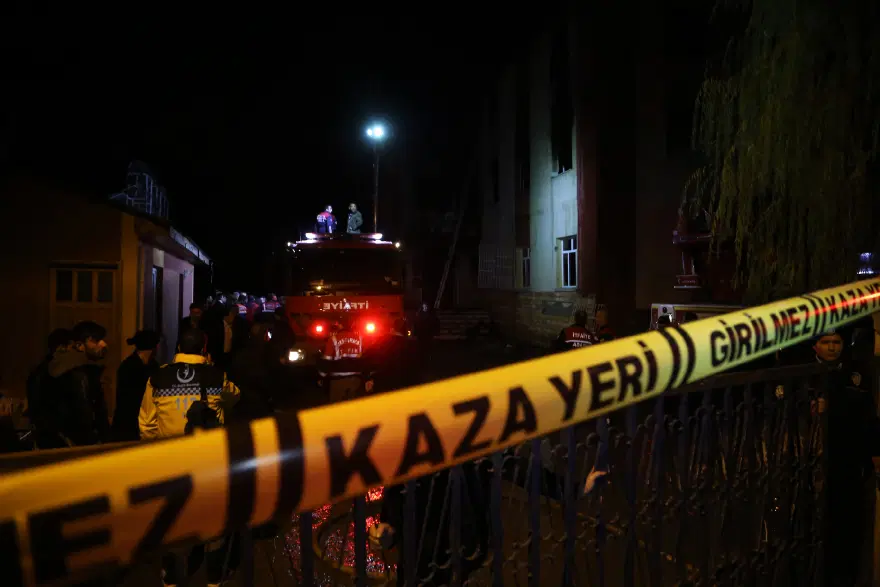 Adana'da yangın: 12 kişi hayatını kaybetti 29
