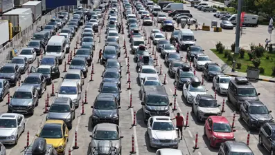 Yıllık izinler bitti, dönüş yoluna geçtiler: Kapıkule adım adım