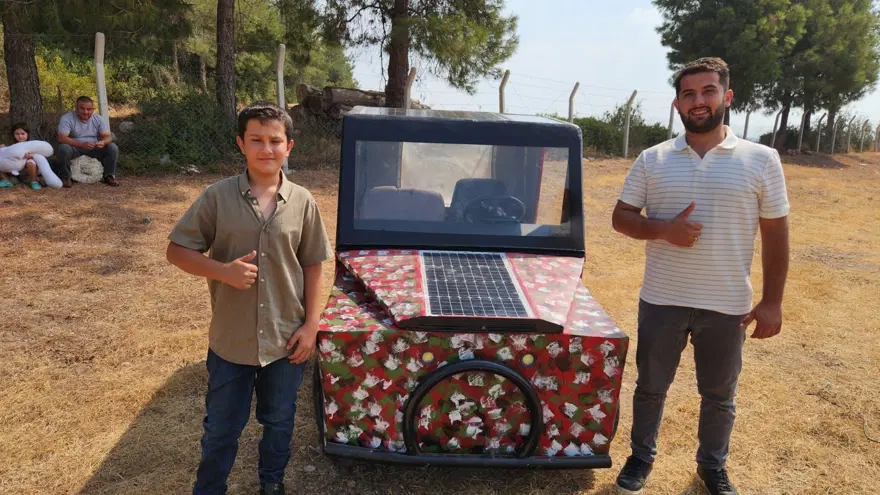 13 yaşındaki Barış 1,5 yılda yaptı: İsmi Oscar, güneş enerjisiyle çalışıyor 1