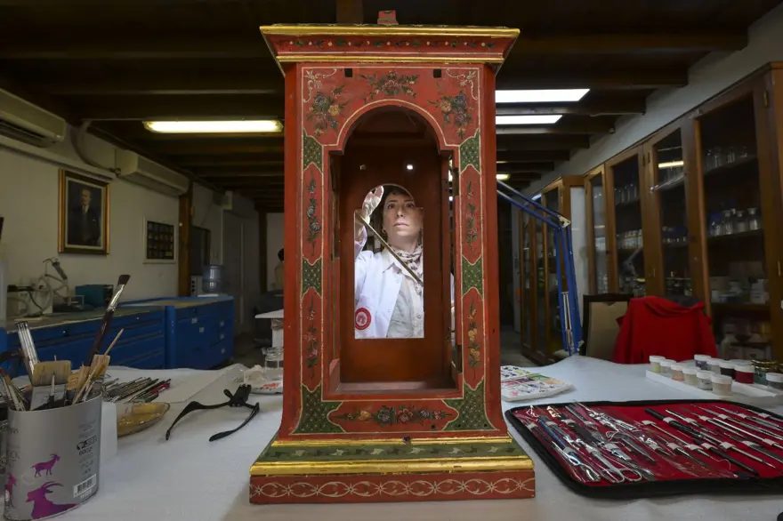 Topkapı Sarayı'nın 300 yıllık iki büyük saati restore ediliyor 4