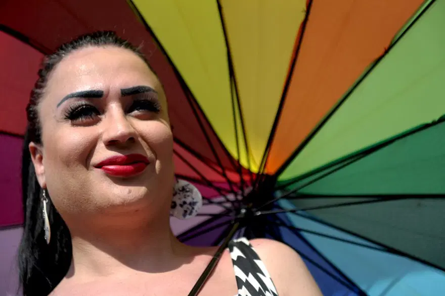 Taksim'deki LGBT Onur Yürüyüşü'ne polis müdahalesi 22