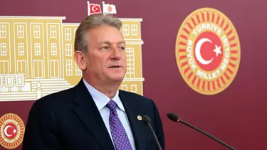 CHP'li Haluk Pekşen'den AYM'ye referandum başvurusu
