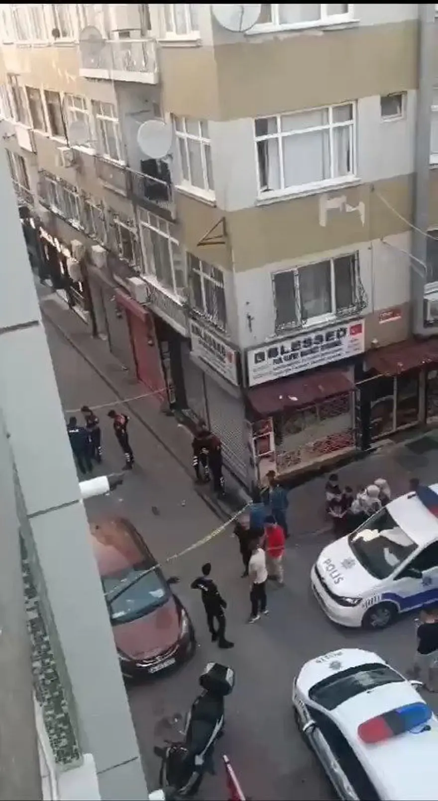 İstanbul'da eski sevgili dehşeti! Yeni sevgilisi olduğunu öğrenince kurşun yağdırdı 4 İstanbul'da eski sevgili dehşeti! Yeni sevgilisi olduğunu öğrenince kurşun yağdırdı 4