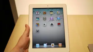 iPad 2 için böbreğini sattı