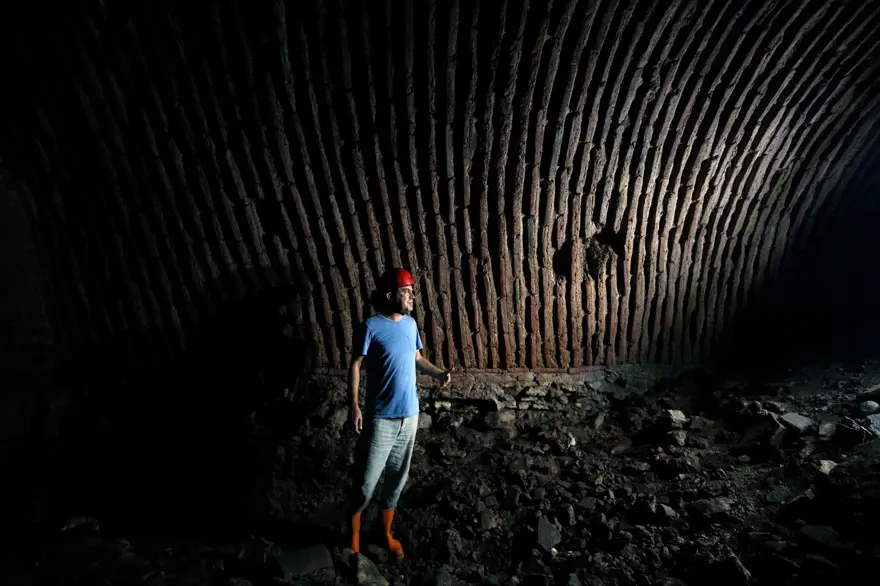 Ayasofya'nın en büyük yer altı yapıları görüntülendi 1 Ayasofya'nın en büyük yer altı yapıları görüntülendi 1