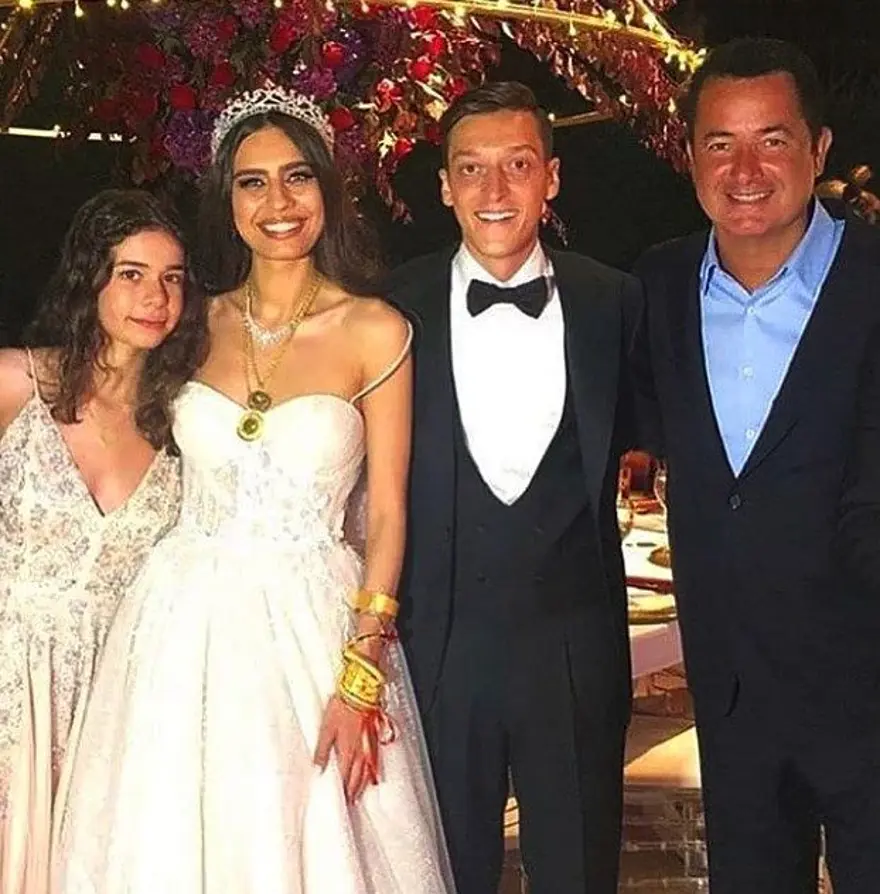 Amine Gülşe'den evlilik sonrası ilk hamle 4