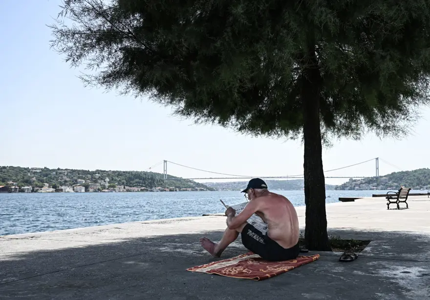İstanbullular bu tarihe kadar dikkat! Sıcak hava bunaltmaya devam edecek 7
