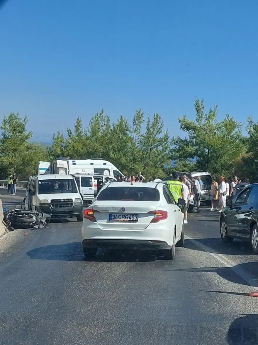 İzmir’de zincirleme kaza: 1 ölü, 6 yaralı 