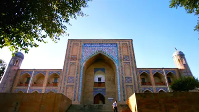 Özbekistan'dan turistlere vize kolaylığı