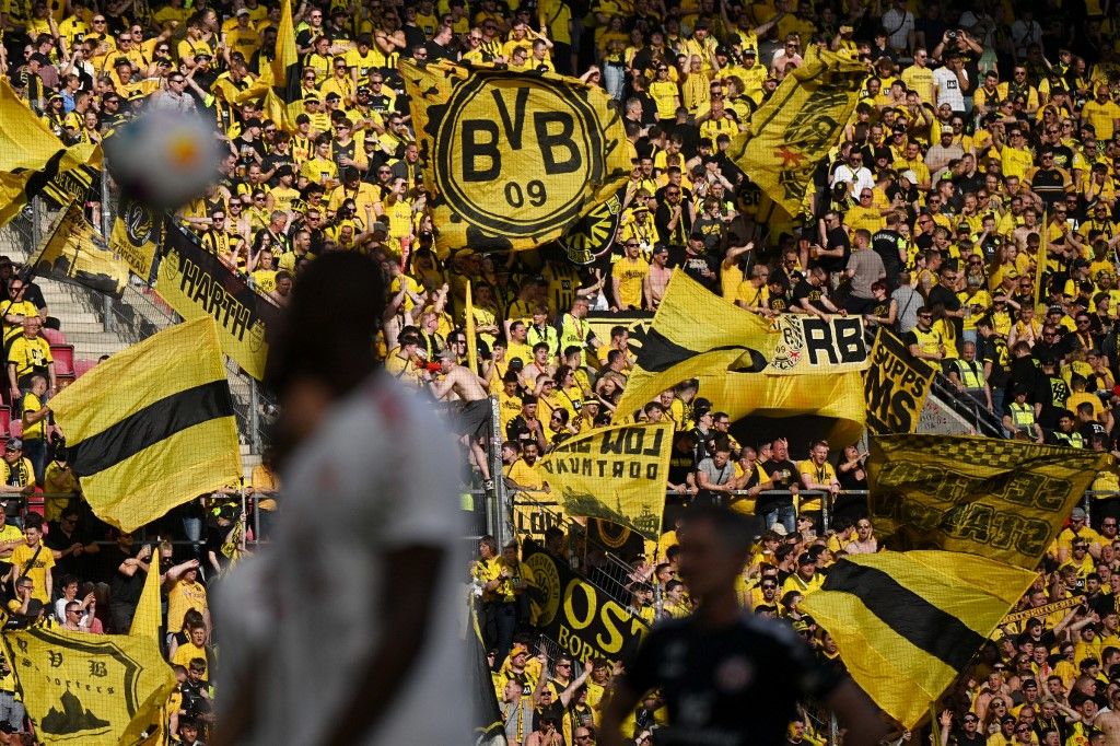 Borussia Dortmund taraftarları protestoya hazırlanıyor