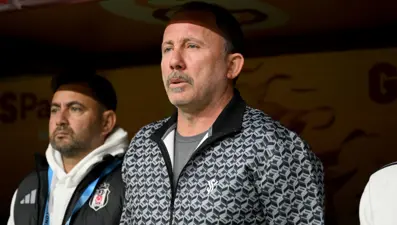 Beşiktaş'ta Sergen Yalçın'ın çözmesi gereken 7 futbolculuk problem!