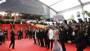 Cannes kırmızısı halı