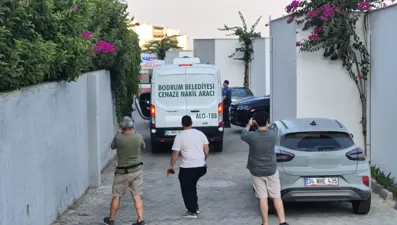 Genç çift evde başlarından vurulmuş halde ölü bulundu