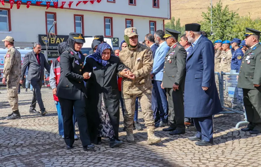 Pençe-Kilit şehidine veda 2