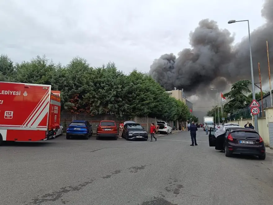 İstanbul'da depo yangını 2 İstanbul'da depo yangını 2