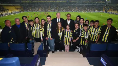 Fenerbahçe, yaralı madencilerin çocuklarını tribünde konuk etti