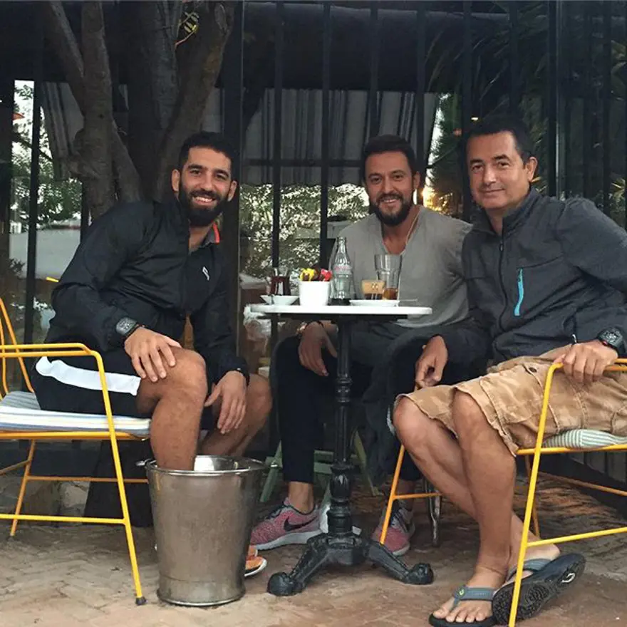 Arda Turan'ın 15 milyon euroluk malikanesi 288 Arda Turan'ın 15 milyon euroluk malikanesi 288