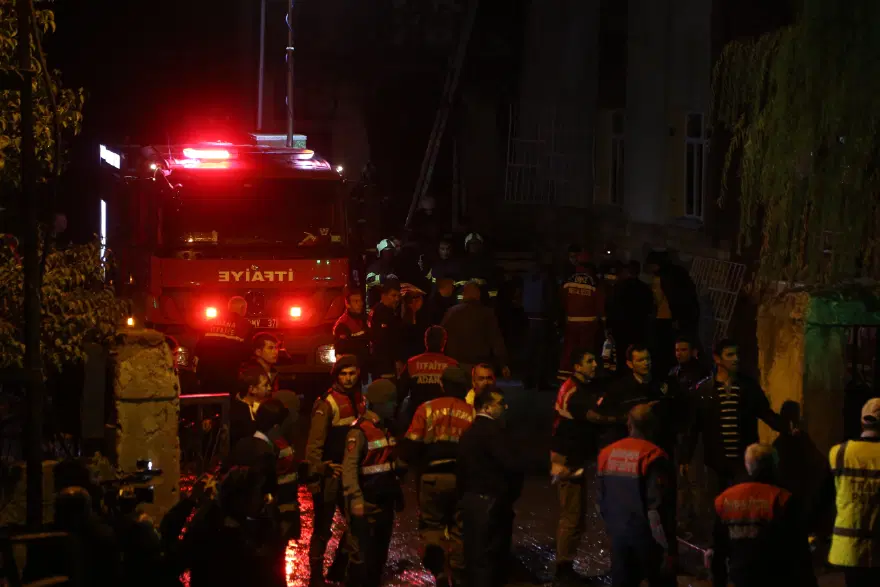 Adana'da yangın: 12 kişi hayatını kaybetti 28