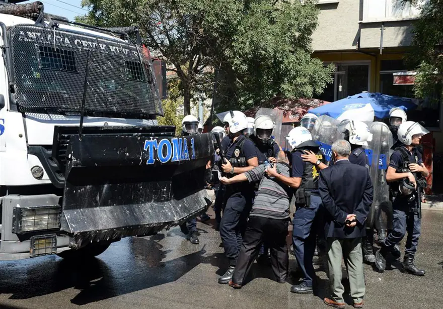 Cami-cemevi protestosu 3 Cami-cemevi protestosu 3