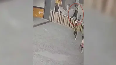 Yumrukladığı çocuğu yere fırlatmıştı! Bakanlık davaya müdahil oluyor