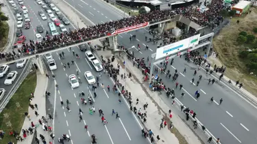 Girişte yoğunluk çıkışta izdiham (37. İstanbul Kitap Fuarı)