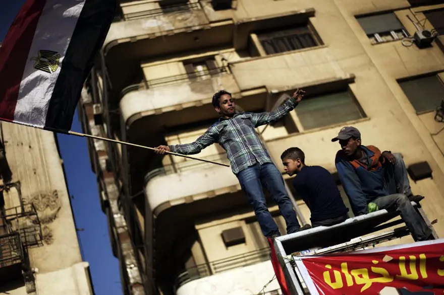 Mursi'ye 'istifa et' isyanı 25