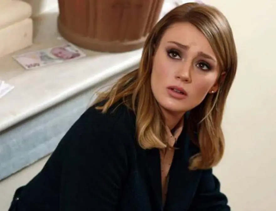 Gizem Karaca’nın olaylı gecesi (Otelden kovuldu) 