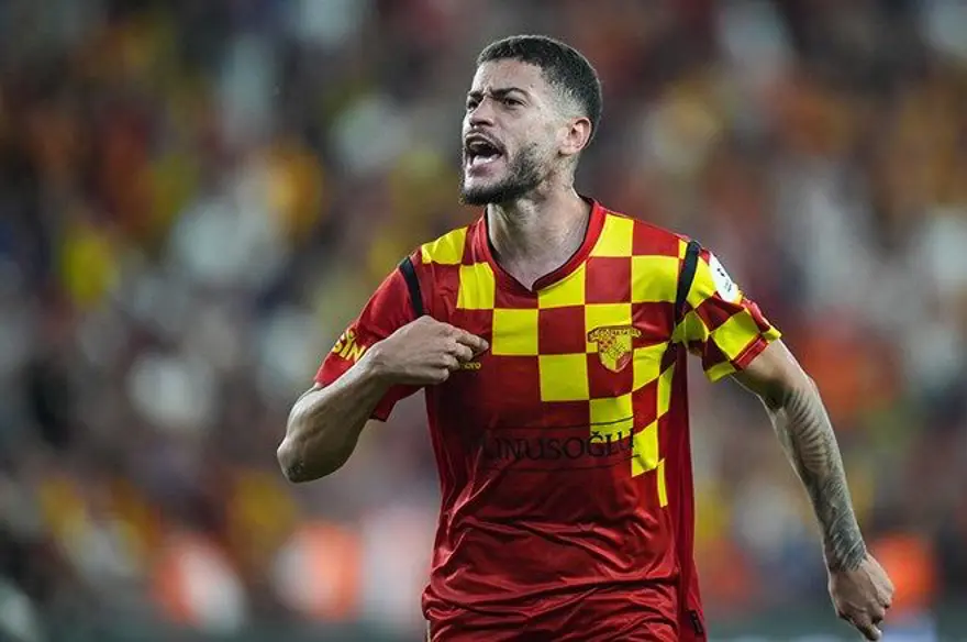 Galatasaray, Fenerbahçe, Beşiktaş derken Romulo'nun gideceği adres belli oldu: Ters köşe 4