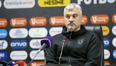 Thomas Reis, mağlubiyet sonrası üzgün: "Futbol adına berbat bir maç"