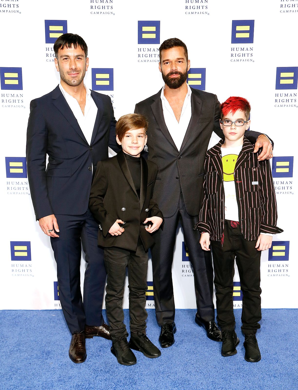 Ricky Martin taşıyıcı anneden dördüncü çocuğunu bekliyor