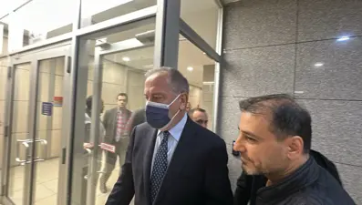 Gazeteci Fatih Altaylı’ya yurt dışına çıkış yasağı