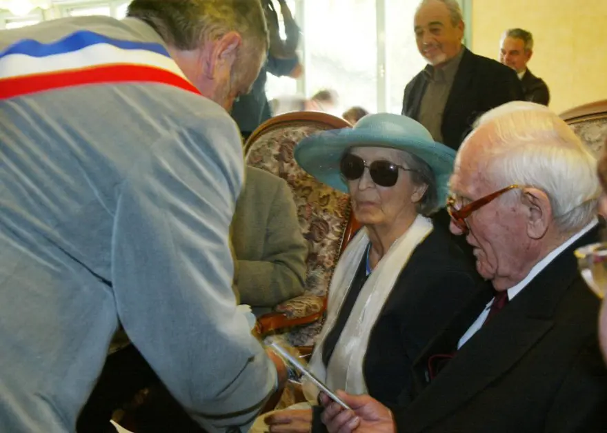 Dünyanın en yaşlı gelin ve damadı muradına erdi 4