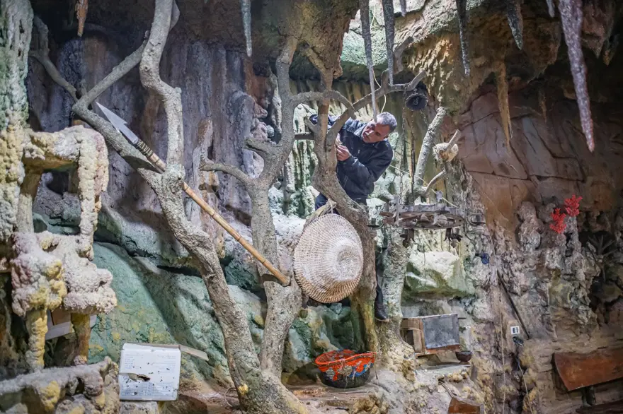 Lübnan'daki Jeita Grotto Mağarası'nın benzeri İdlib'de inşa ediliyor 4 Lübnan'daki Jeita Grotto Mağarası'nın benzeri İdlib'de inşa ediliyor 4