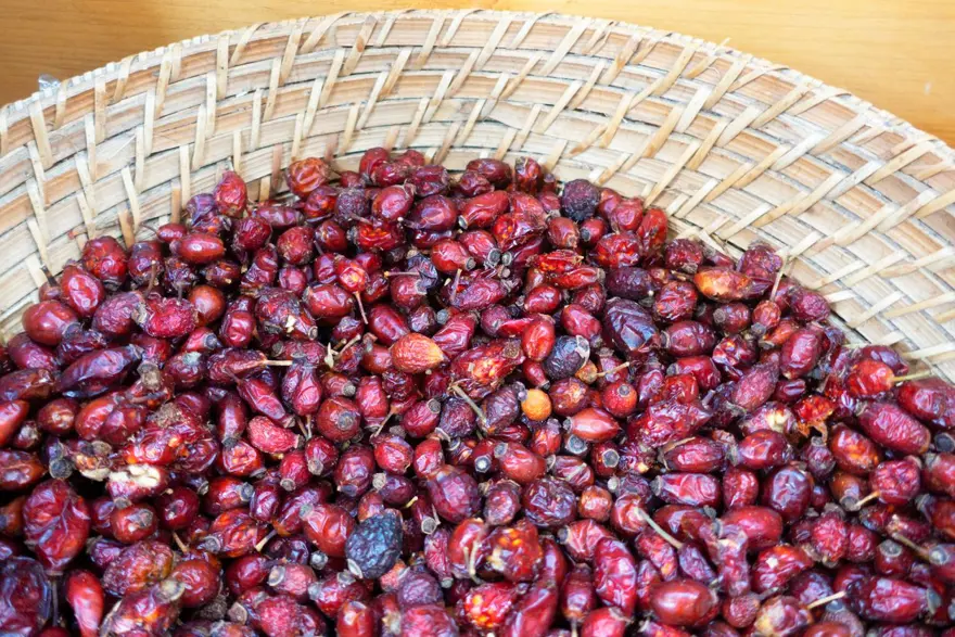 Dağlarda yetişiyor, tezgahta yerini aldı: Toplaması çok zahmetli 3 Dağlarda yetişiyor, tezgahta yerini aldı: Toplaması çok zahmetli 3