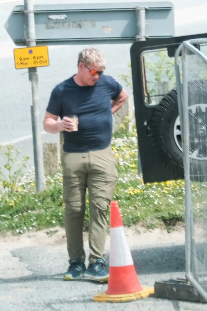 Ünlü şef Gordon Ramsay'a karantinada balık tutma tepkisi 4