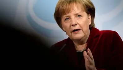 Merkel'den öz eleştiri: Almanya Silahlı Kuvvetleri'ni daha iyi silahlarla donatmadık