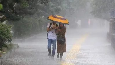 Meteoroloji ve İçişleri Bakanlığı uyardı: 15 ile sağanak yağış geliyor