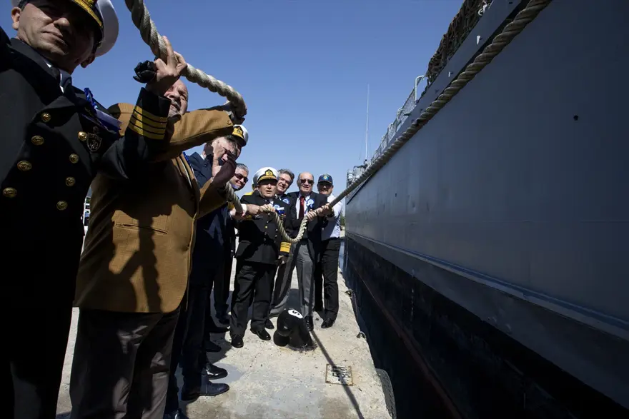 Kıbrıs Gazisi TCG Ertuğrul artık "emekli" 14