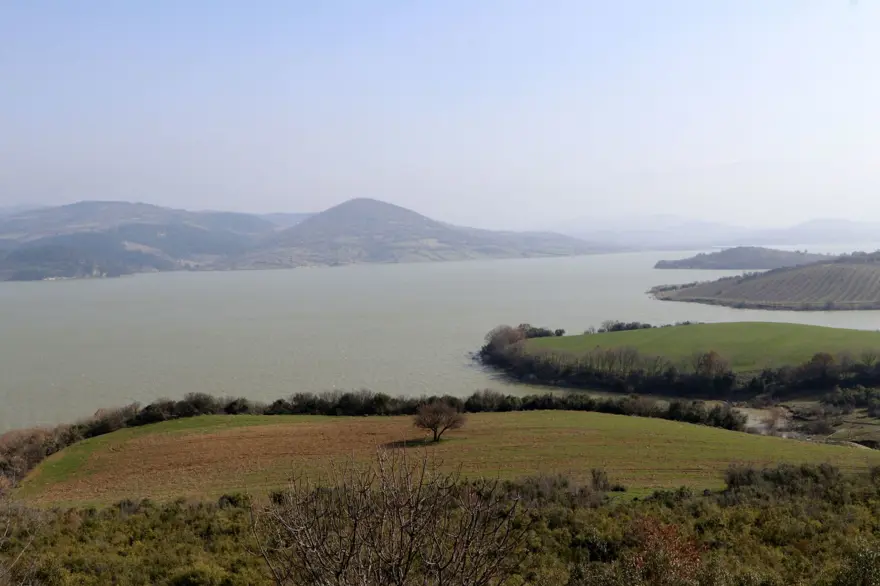 'Bin Pınarlı' Kaz Dağları, Bayramiç Barajı'nı doldurdu 8