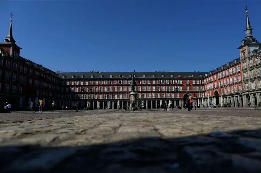 İspanya'da 15 günlük OHAL ilan edildi (Corona virüste son durum) 18