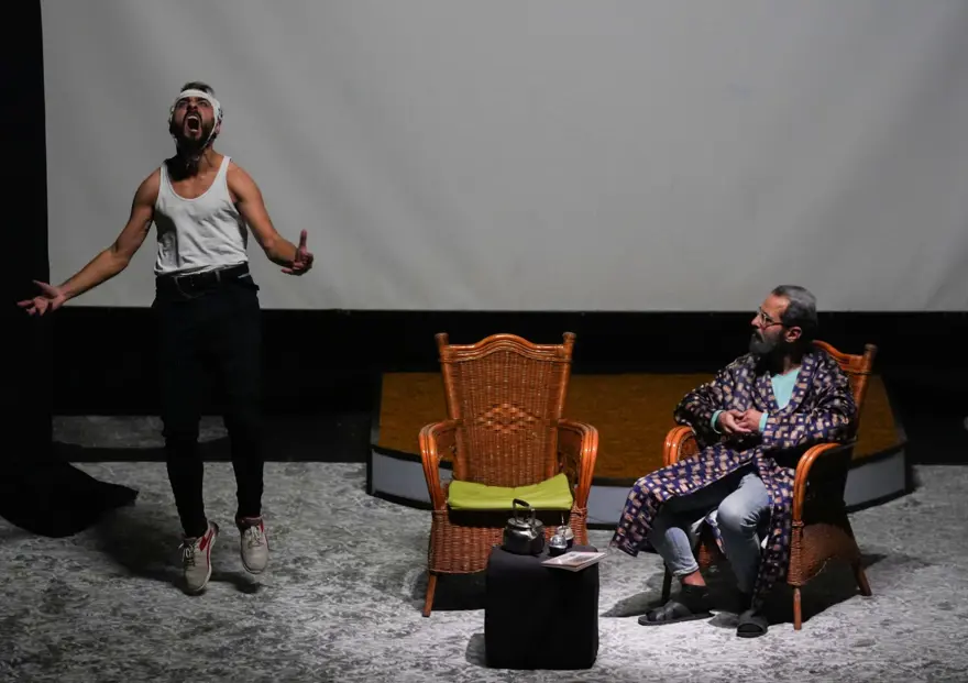 İSTİHBARAT AJANI ŞAKASI GÜLDÜRDÜ 3